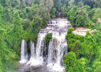 រមណីយដ្ឋានទឹកធ្លាក់ក្បាលឆាយ KBAL CHHAY WATERFALL
