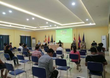 កិច្ចប្រជុំស្តីពីការរៀបចំពង្រឹងការគ្រប់គ្រងសណ្តាប់ធ្នាប់លក់ដូរ   ស្លាកយីហោអាជីវកម្ម ការគ្រប់គ្រងសំណល់រឹង-រាវ និង គុណភាពសេវាកម្មនិងតំលែពេលបុណ្យទាន