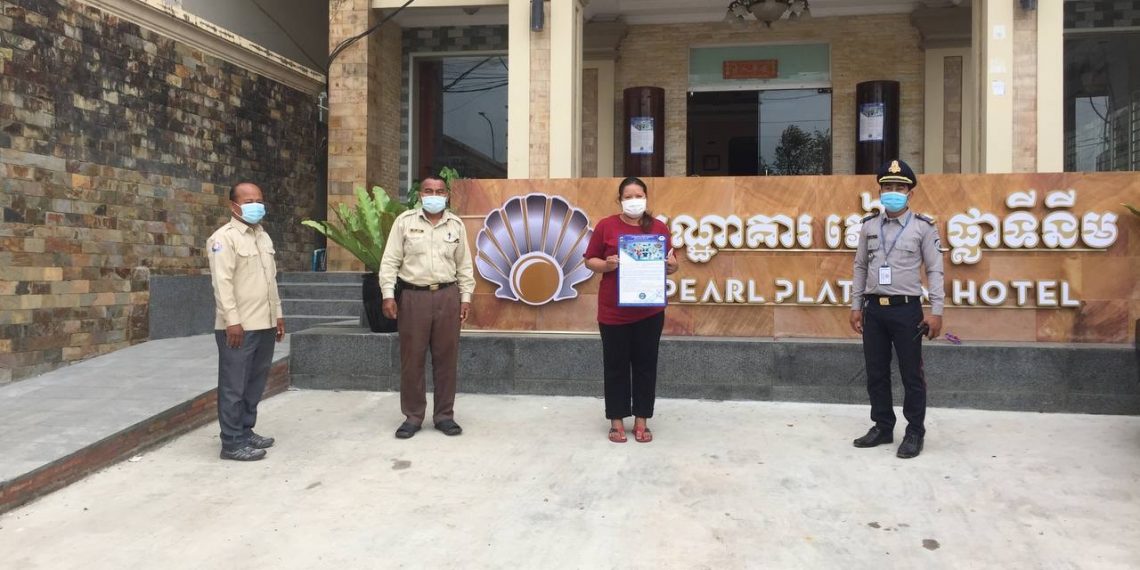 ក្រុមការងារលេខាធិការដ្ឋានសុវត្ថិភាពទេសចរណ៍បានចុះផ្សព្វផ្សាយពីវិធានសុវត្ថិភាពទេសចរណ៍